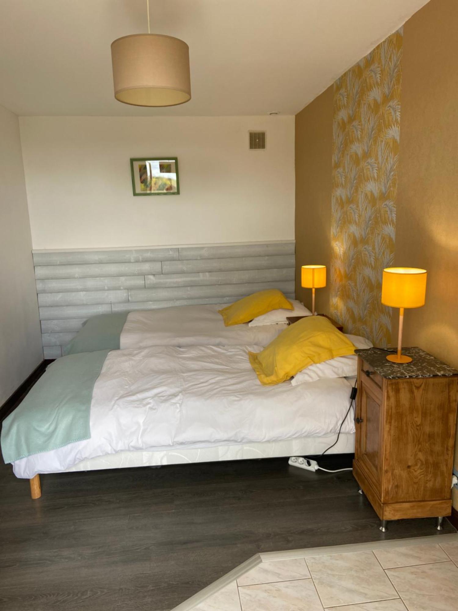 Le Petit Moulin Hotel Pouzauges Luaran gambar
