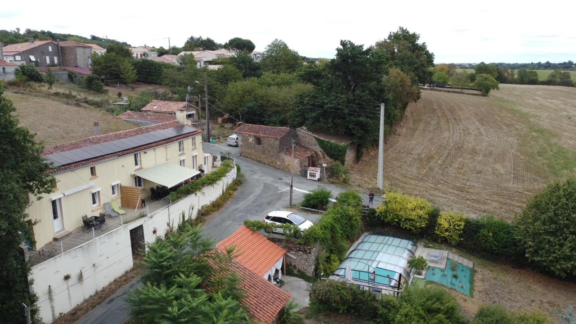 Le Petit Moulin Hotel Pouzauges Luaran gambar