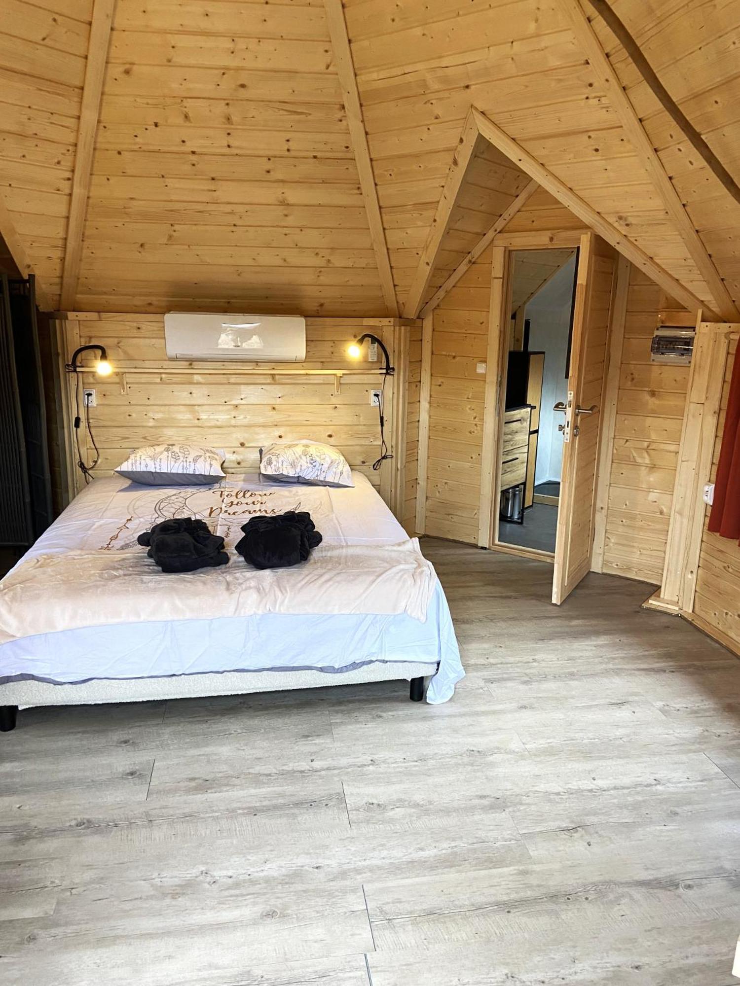 Le Petit Moulin Hotel Pouzauges Luaran gambar