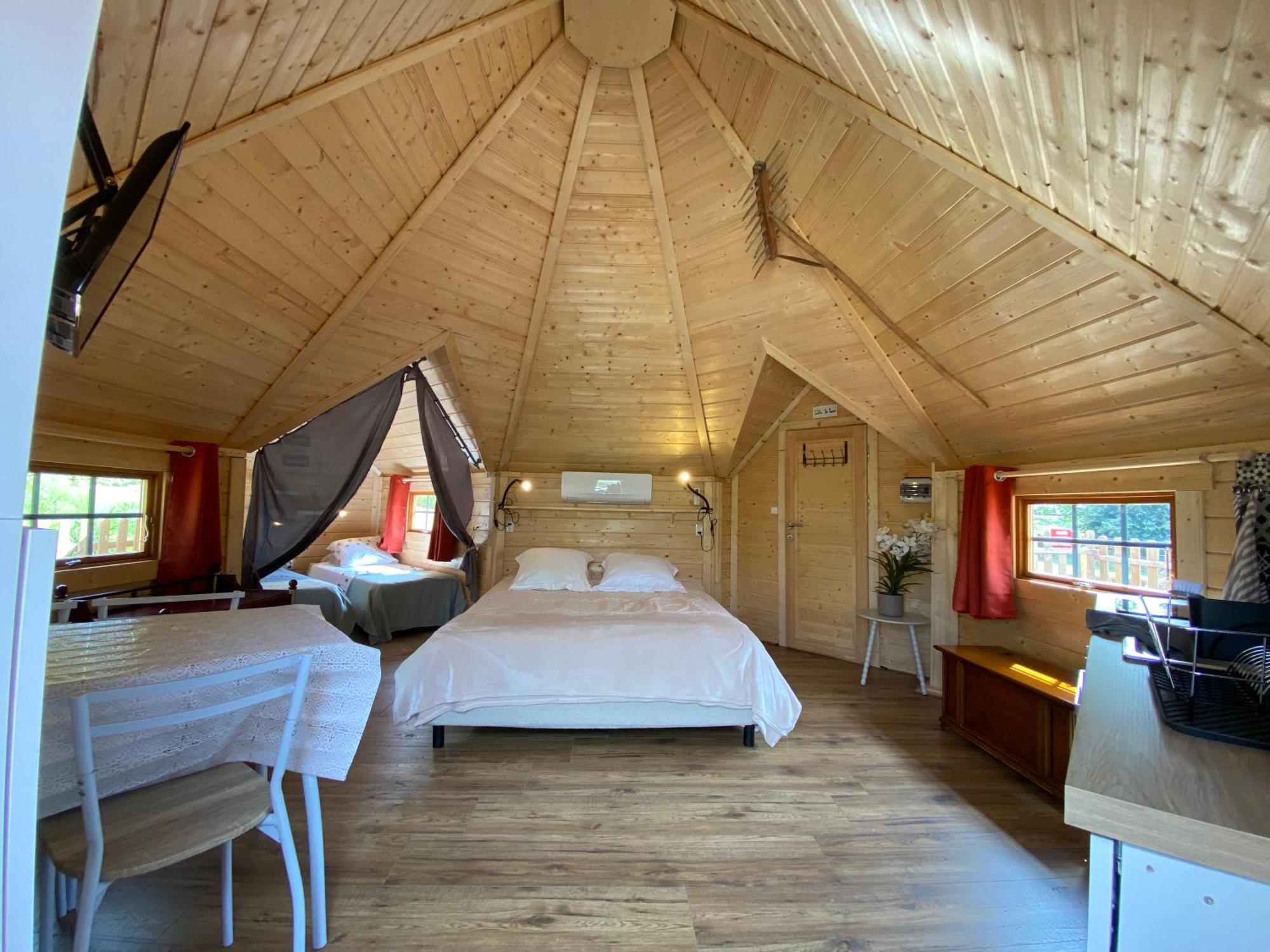 Le Petit Moulin Hotel Pouzauges Luaran gambar