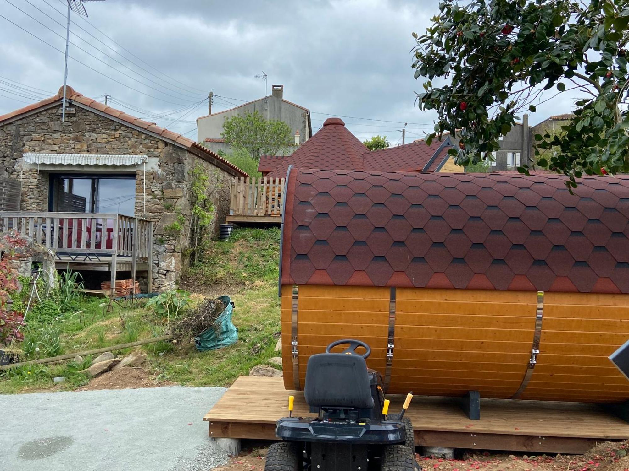 Le Petit Moulin Hotel Pouzauges Luaran gambar